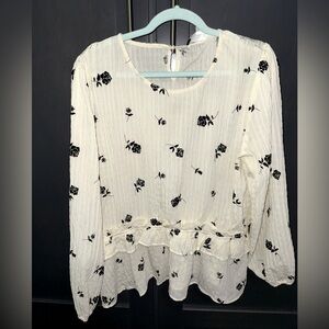 Piper & Scoot Floral Black and Cream Women's Top